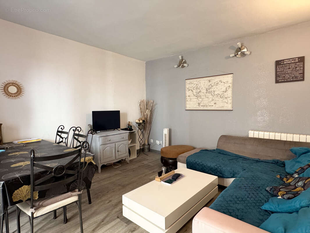 Appartement à SAINT-MARCEL-LES-SAUZET