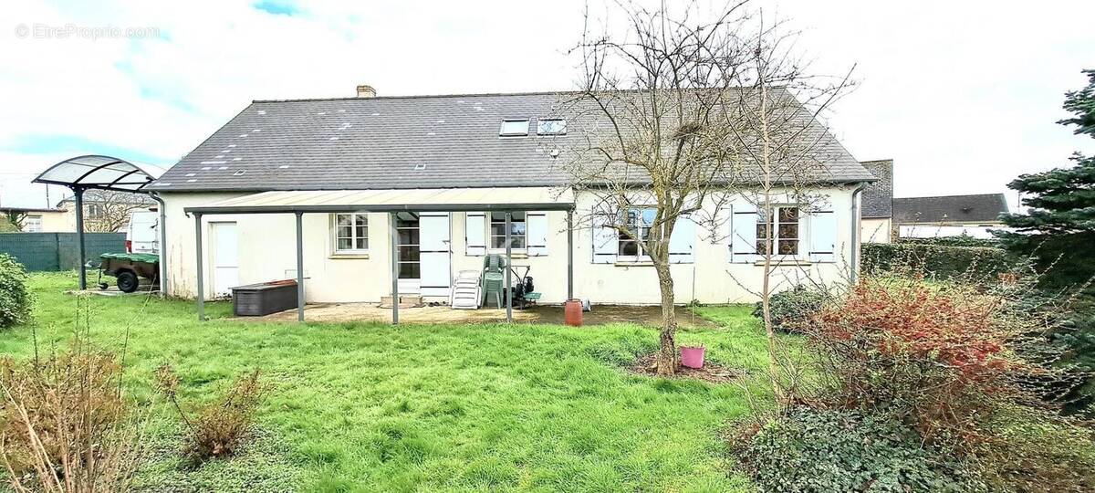 Maison à SAINT-LAURENT-EN-GATINES