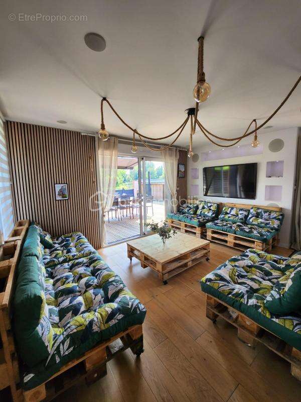 Appartement à DREUIL-LES-AMIENS