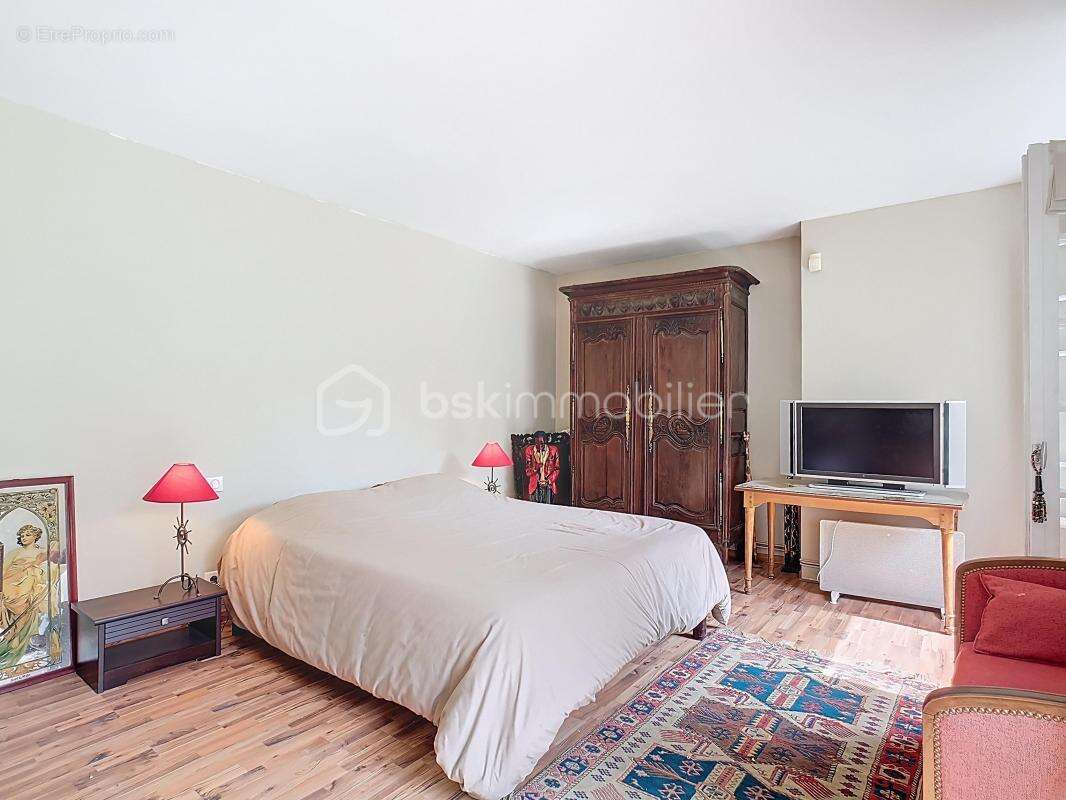 Maison à COUILLY-PONT-AUX-DAMES