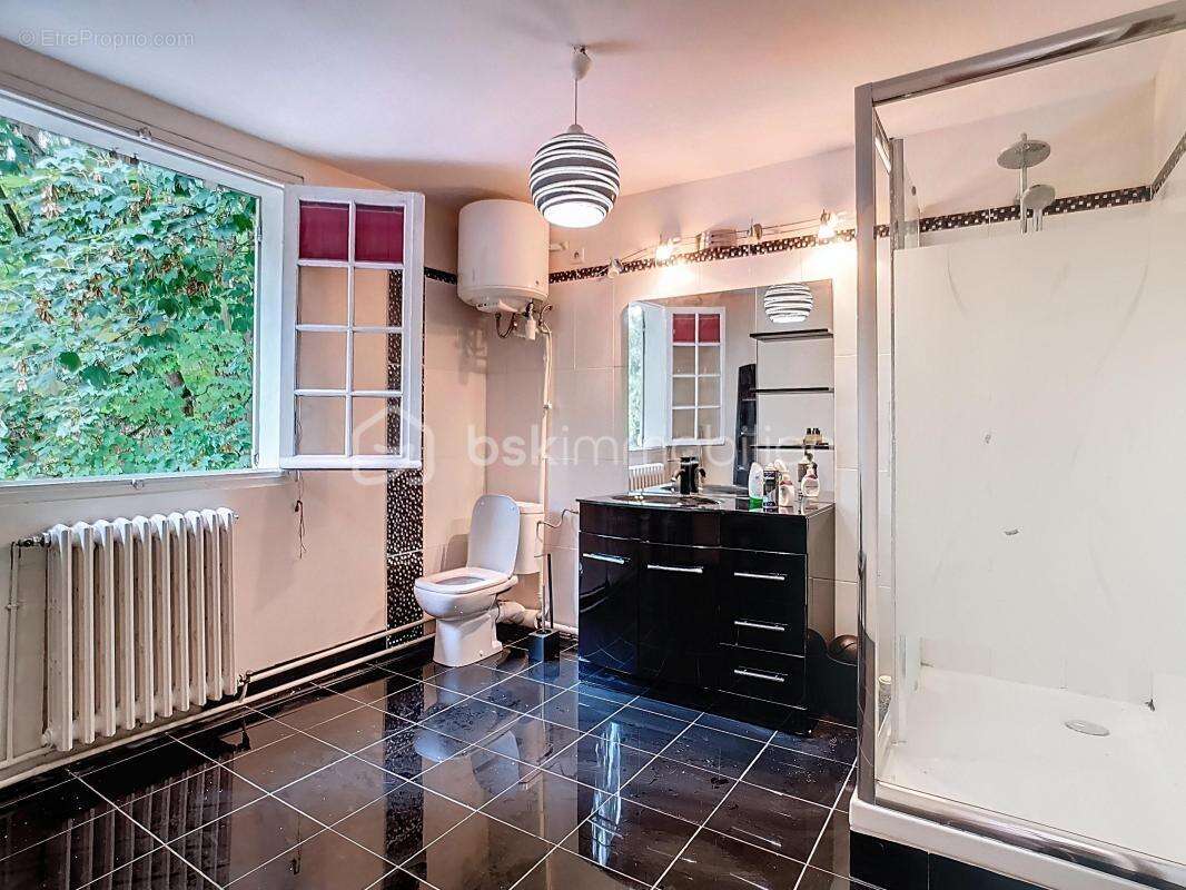 Maison à COUILLY-PONT-AUX-DAMES