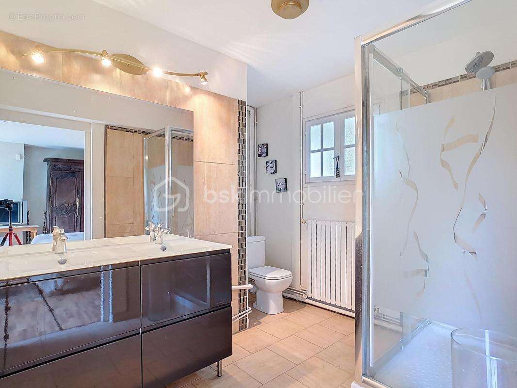 Maison à COUILLY-PONT-AUX-DAMES