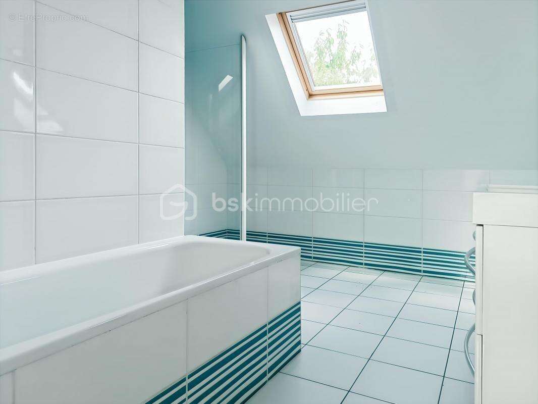 Maison à NEUILLY-PLAISANCE