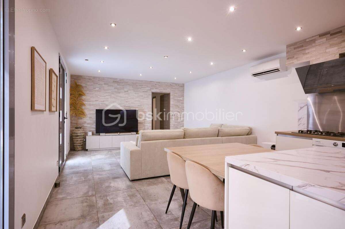 Maison à LA VALETTE-DU-VAR