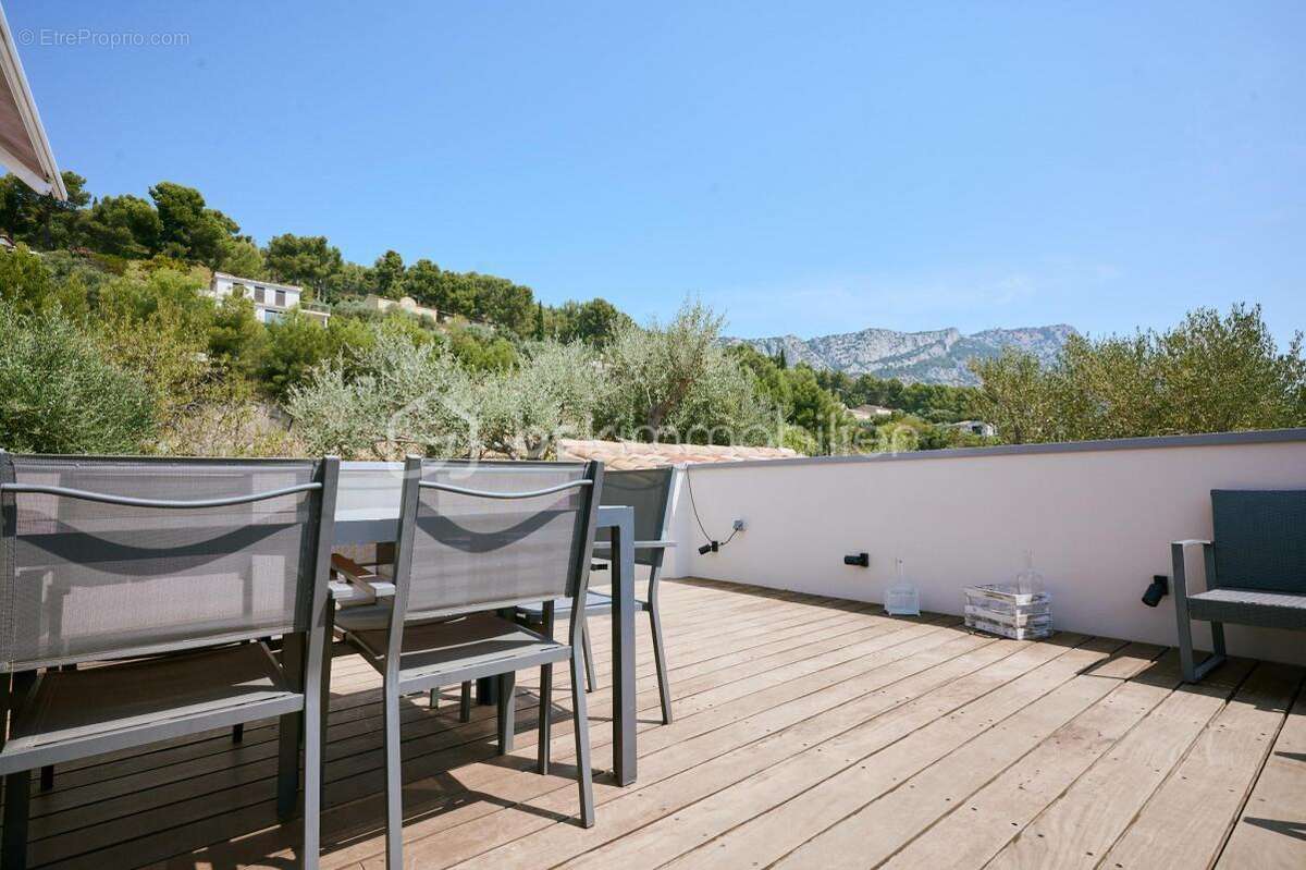 Maison à LA VALETTE-DU-VAR