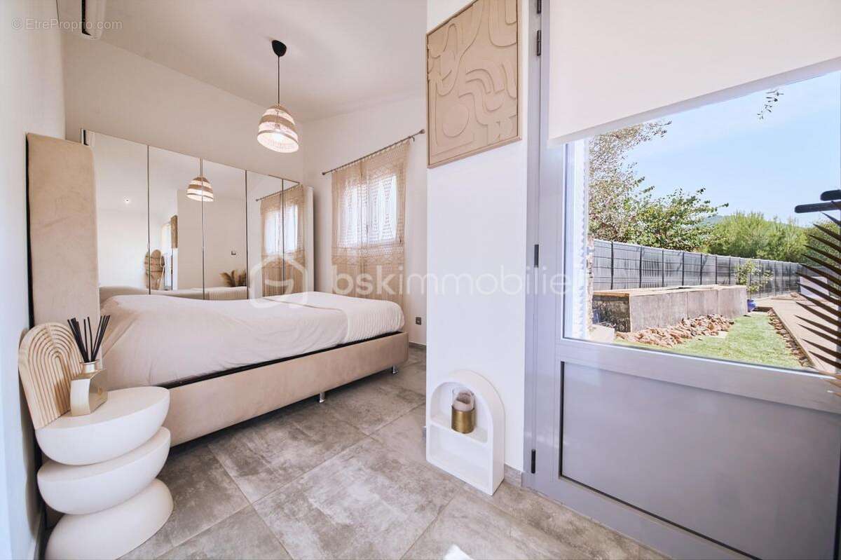 Maison à LA VALETTE-DU-VAR