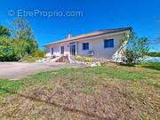 Maison à SAINT-AFFRIQUE-LES-MONTAGNES