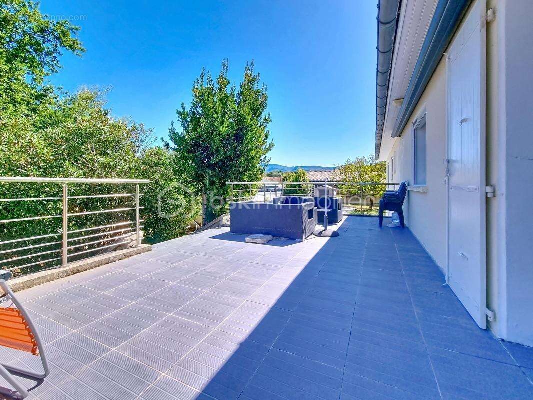 Maison à SAINT-AFFRIQUE-LES-MONTAGNES