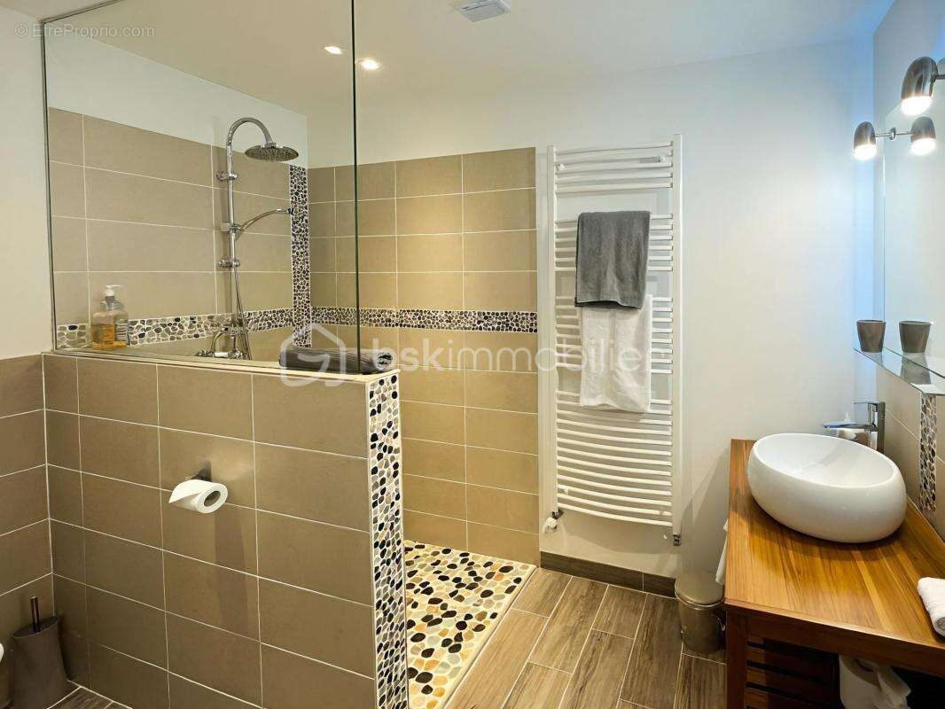 Maison à FONTENAY-LES-BRIIS