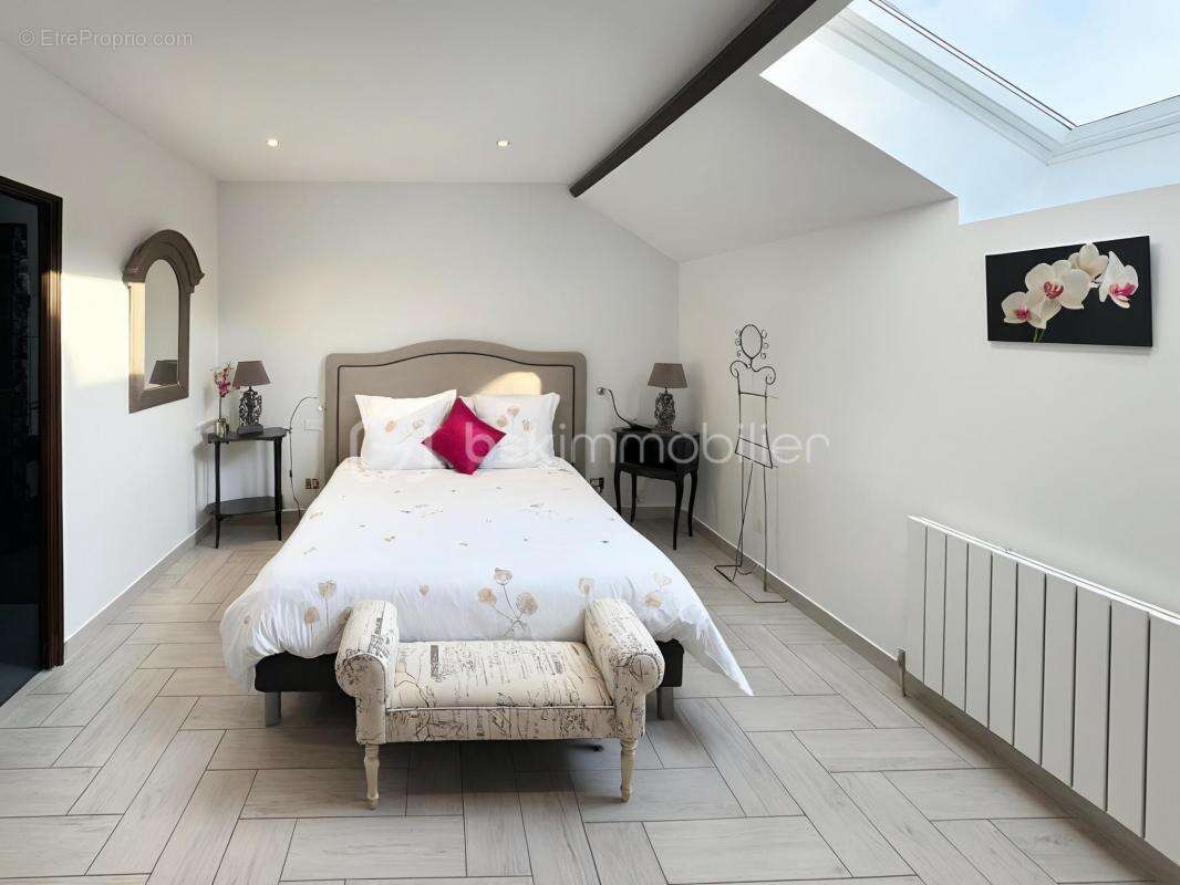 Maison à FONTENAY-LES-BRIIS