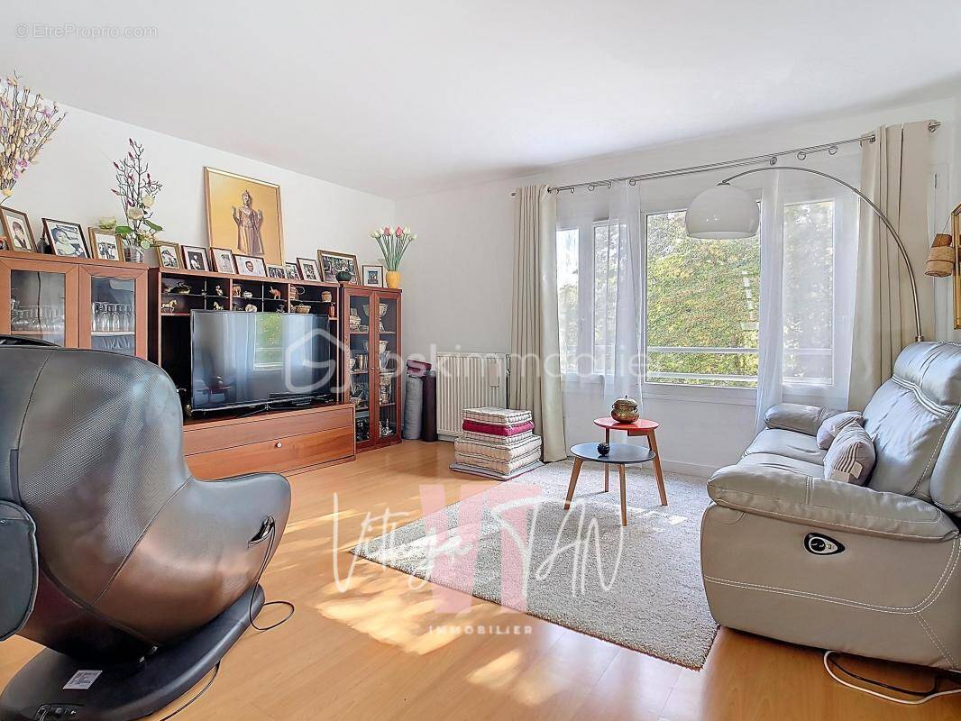 Appartement à LOGNES