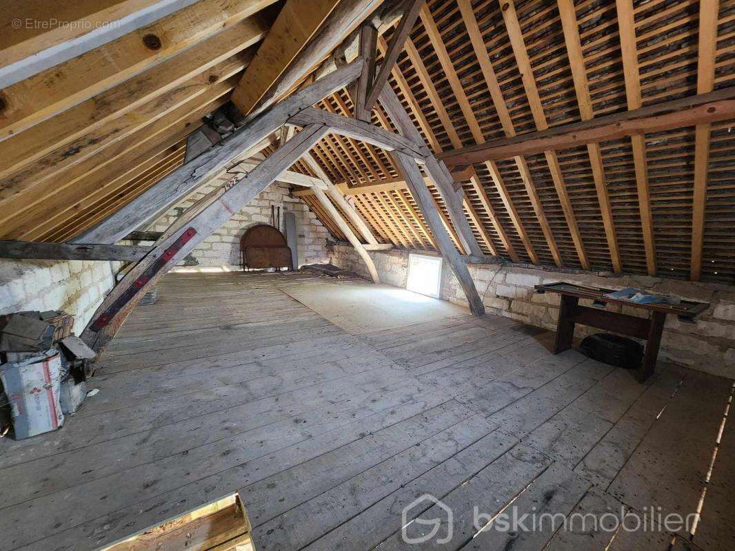 Maison à FONTAINE-LA-GAILLARDE