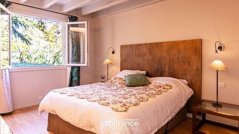 Maison à MONTMERLE-SUR-SAONE