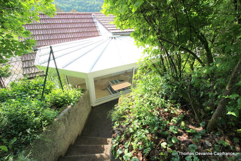 Maison à VELARS-SUR-OUCHE