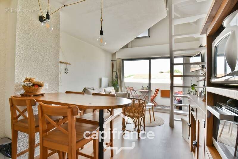 Appartement à MESCHERS-SUR-GIRONDE