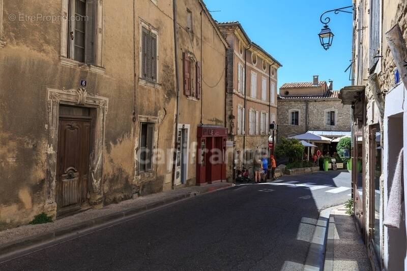 Maison à BONNIEUX