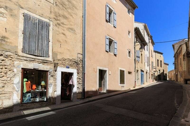Maison à BONNIEUX
