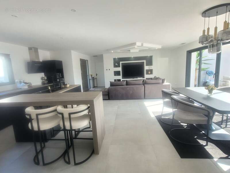 Maison à CISSAC-MEDOC