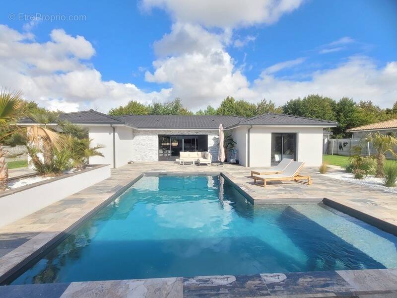 Maison à CISSAC-MEDOC