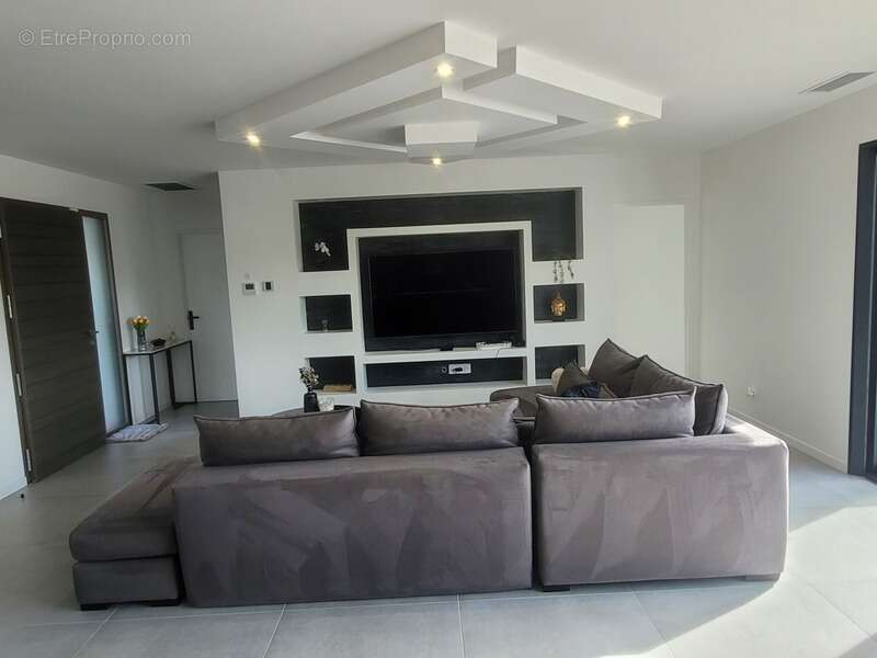 Maison à CISSAC-MEDOC