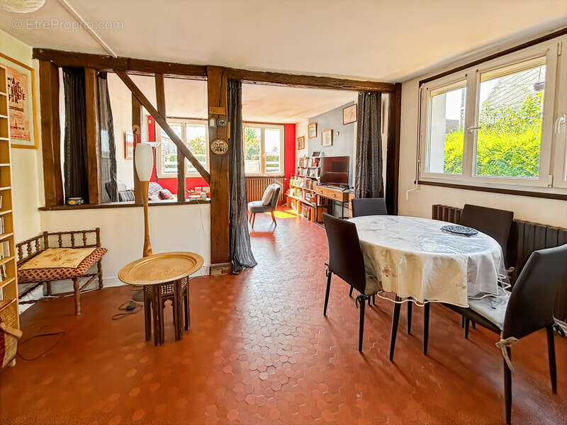 Maison à BELLEVILLE-SUR-MER