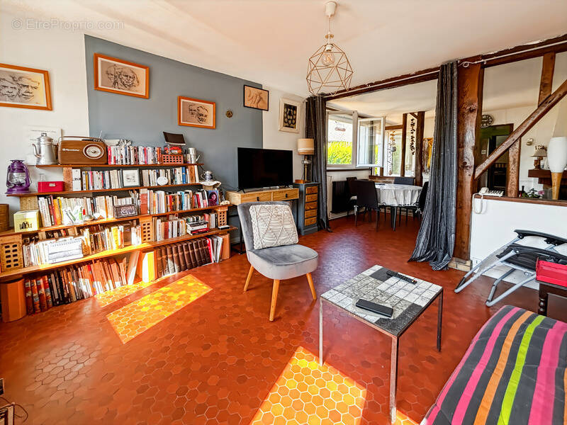 Maison à BELLEVILLE-SUR-MER