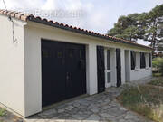 Maison à LES HERBIERS