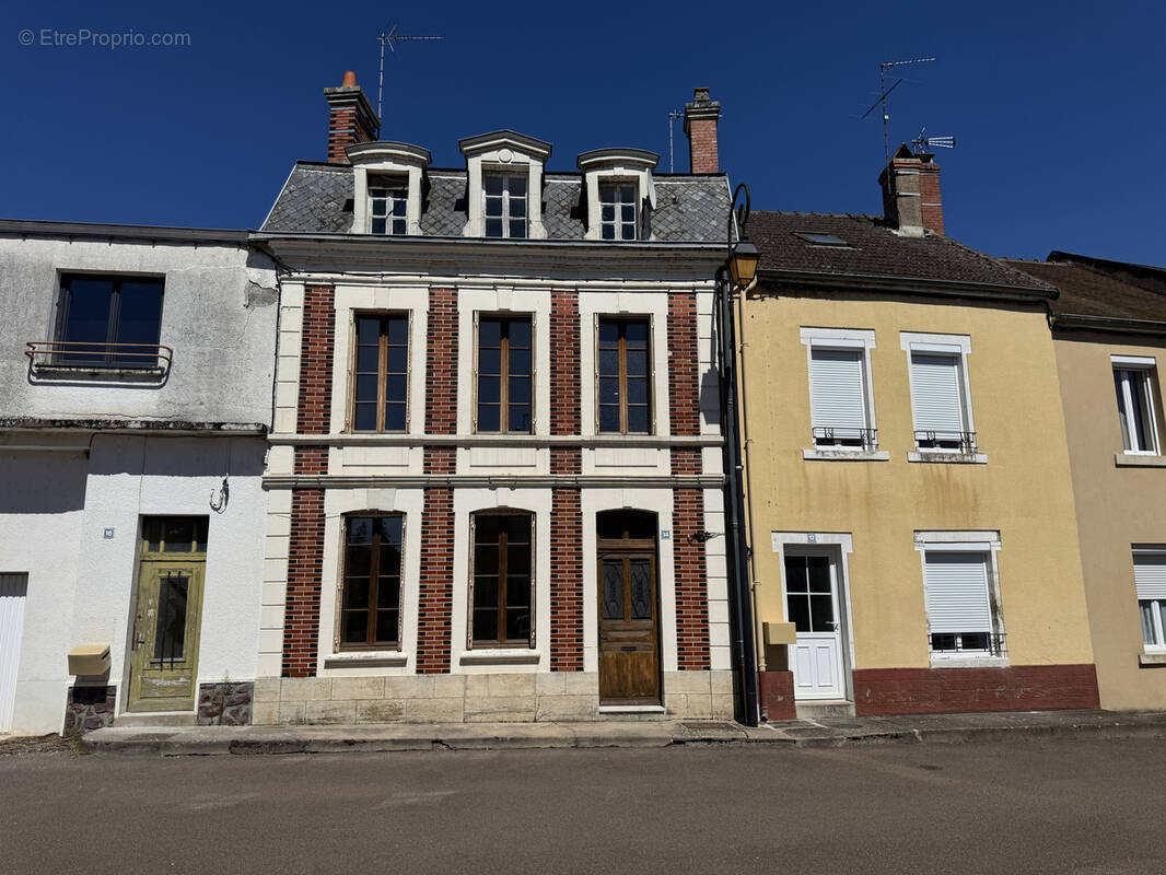 Maison à CORBIGNY