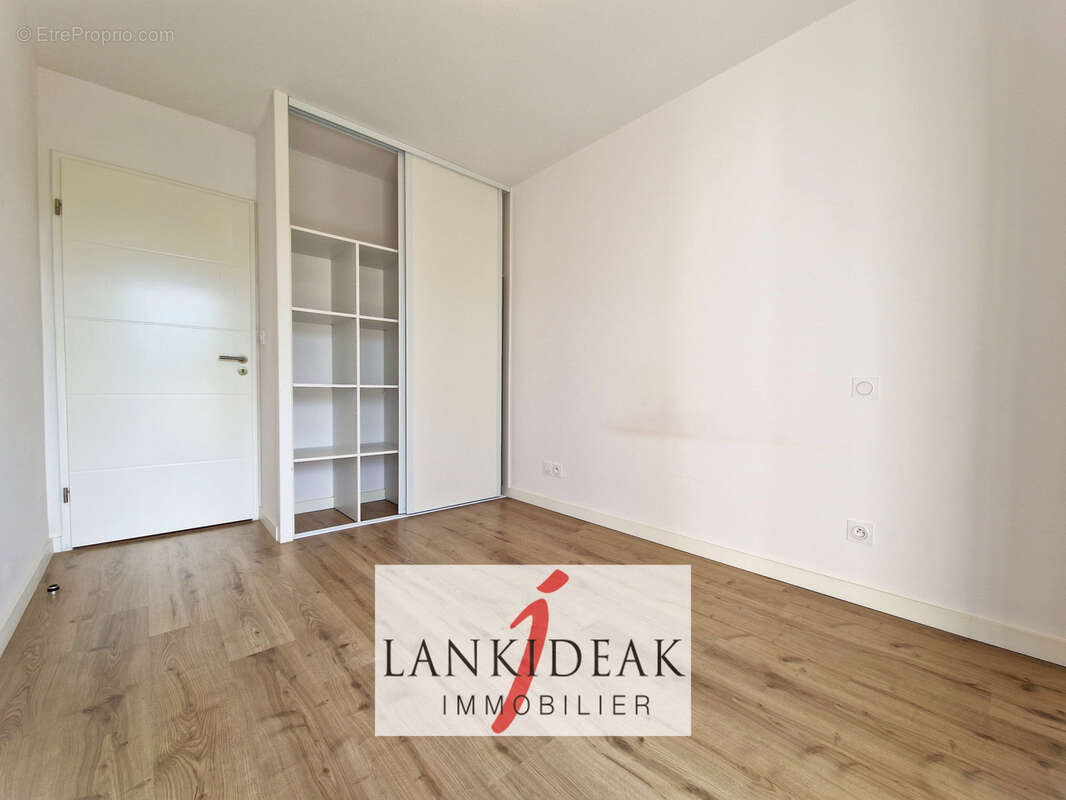 Appartement à USTARITZ