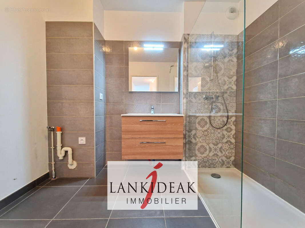 Appartement à USTARITZ