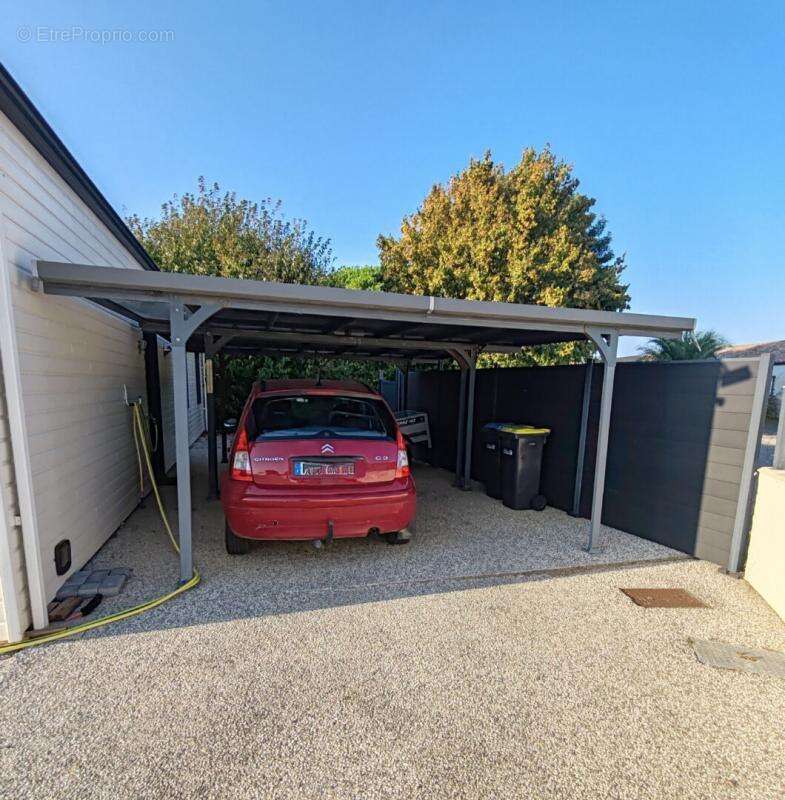 Maison à SAINT-CHRISTOPHE