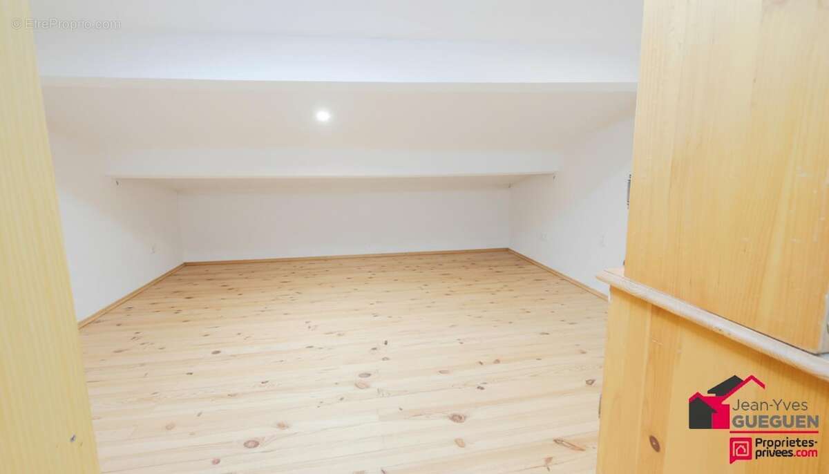 Maison à DONNEVILLE