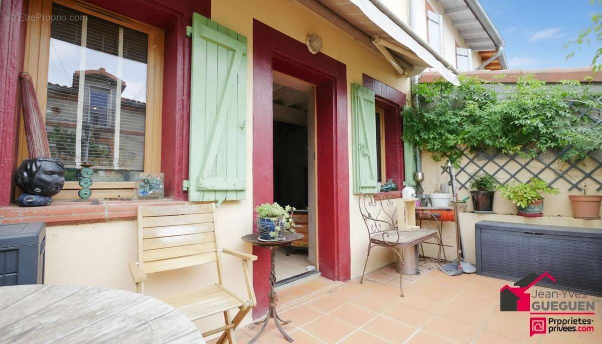 Maison à DONNEVILLE