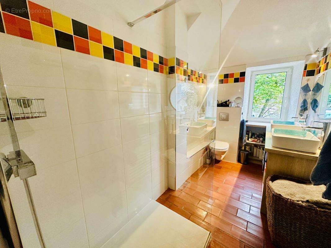 Maison à SAINT-MARTIN-DE-VALGALGUES