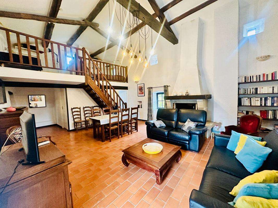 Maison à SAINT-MARTIN-DE-VALGALGUES