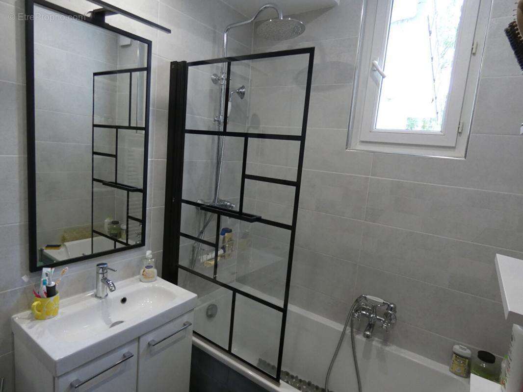 Maison à IVRY-LA-BATAILLE