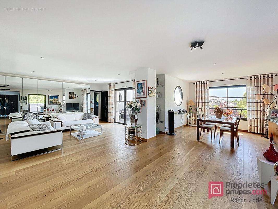 Appartement à SAUTRON