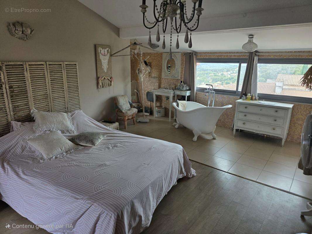 Appartement à LA CADIERE-D&#039;AZUR