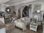 Appartement à LA CADIERE-D&#039;AZUR