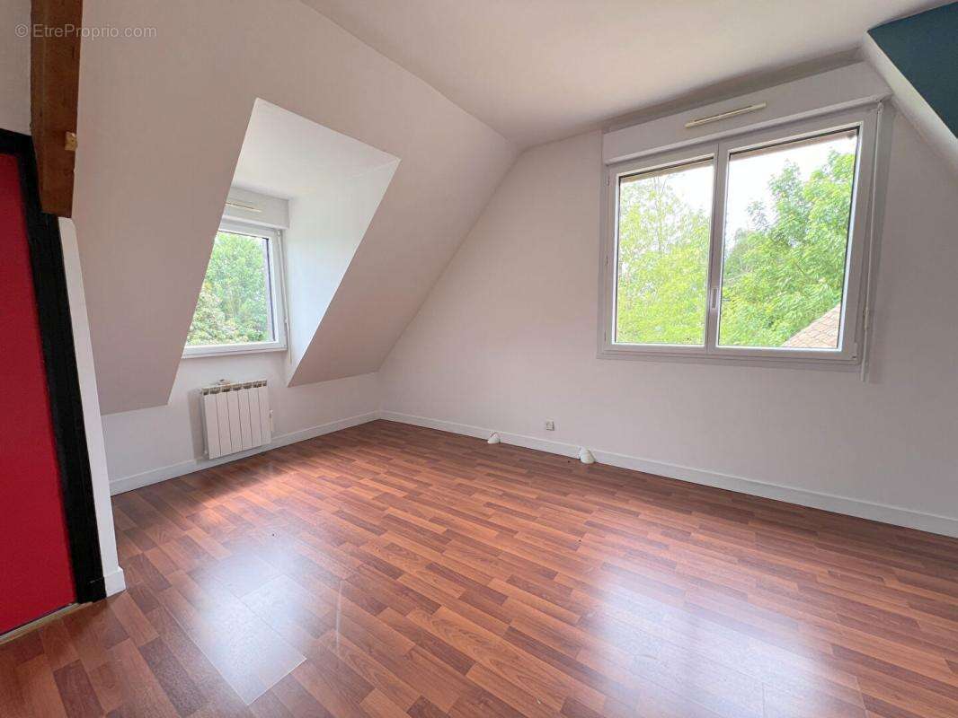 Maison à SAVIGNE-L&#039;EVEQUE