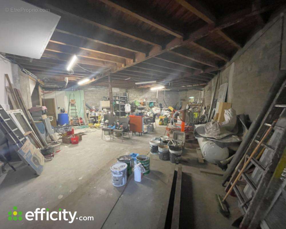 Appartement à SAINT-MEDARD-DE-GUIZIERES