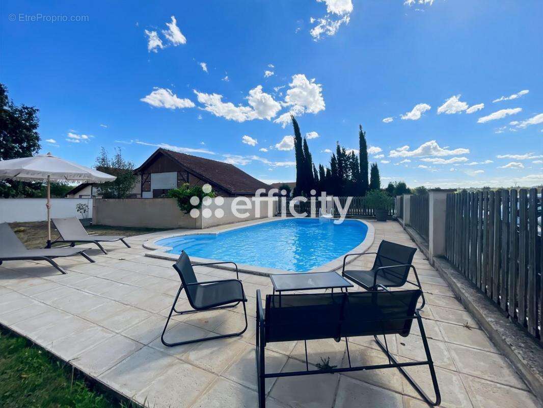 Maison à SAINT-LAURENT-DES-VIGNES