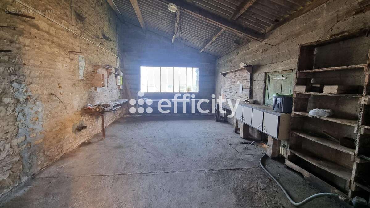 Maison à VILLEFAGNAN