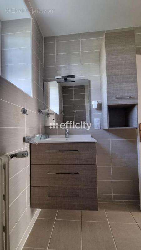 Maison à VILLEFAGNAN