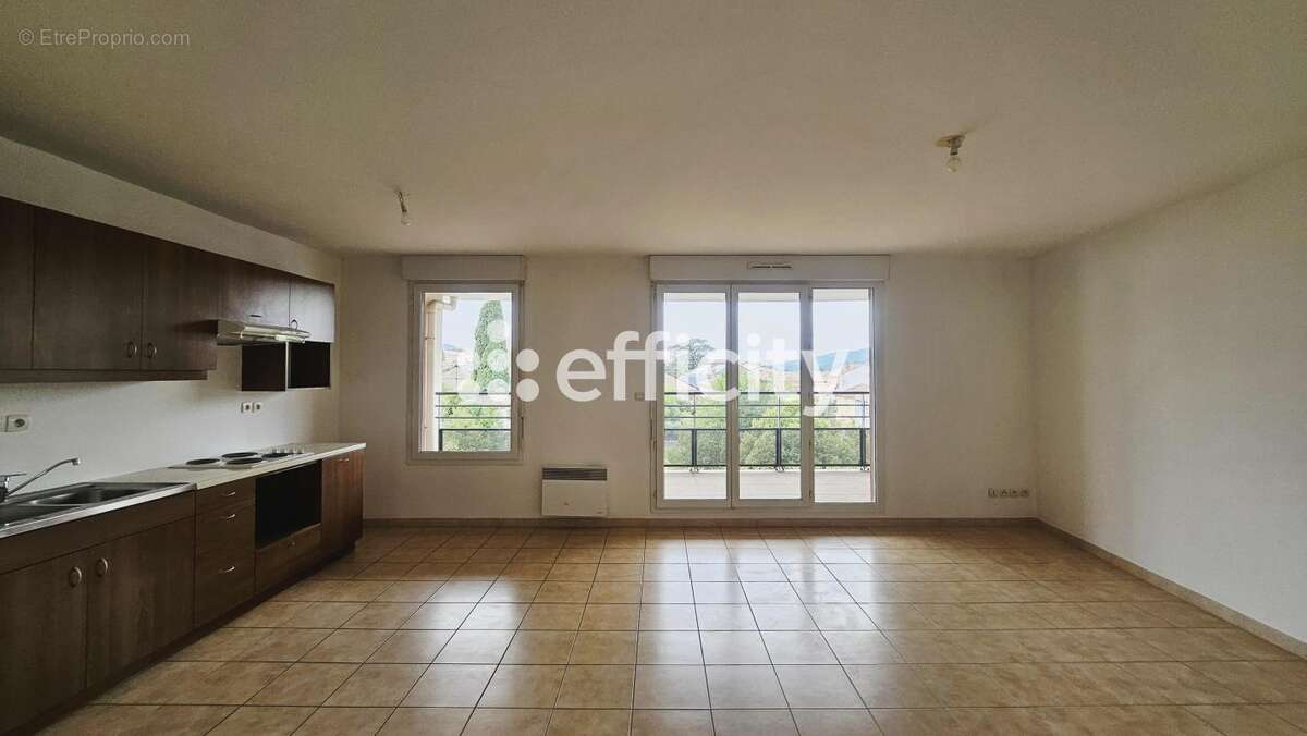 Appartement à BRIGNOLES
