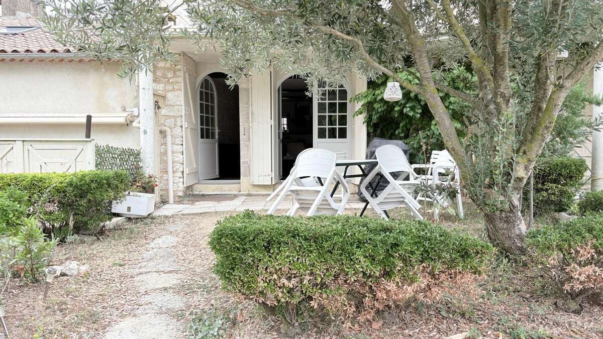 Appartement à MESCHERS-SUR-GIRONDE