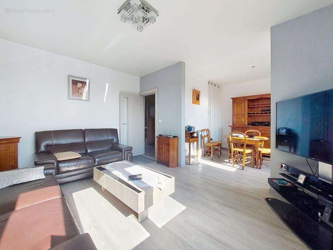 Appartement à CORBAS