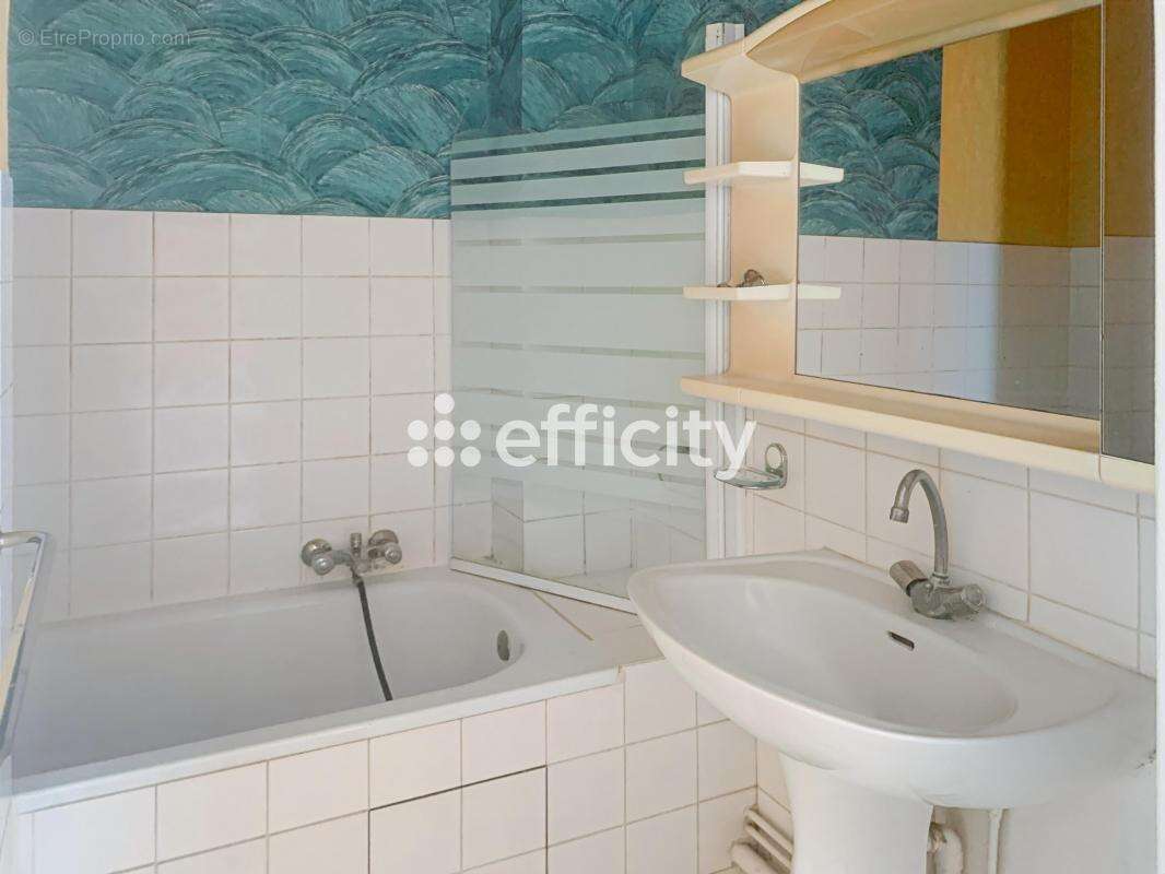 Appartement à SAINTES