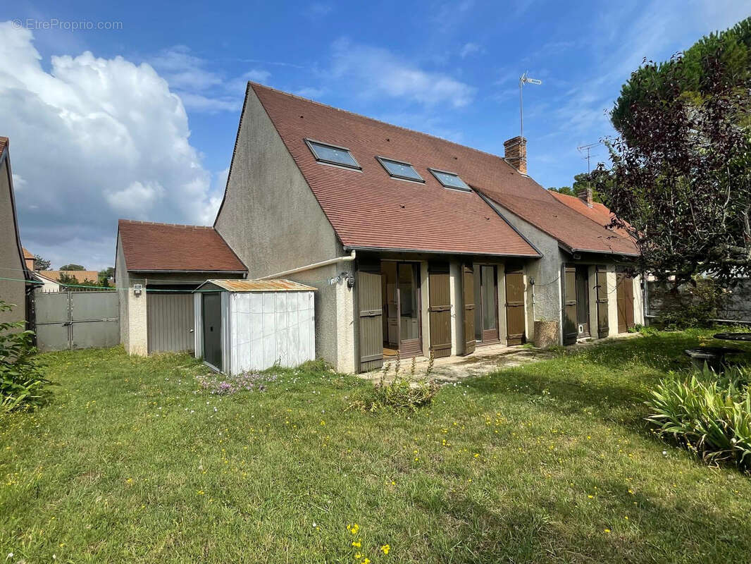 Maison à ROSNY-SUR-SEINE