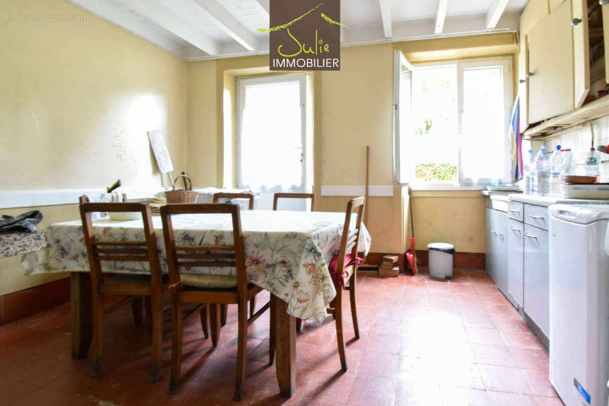 Maison à LA FORET-SUR-SEVRE